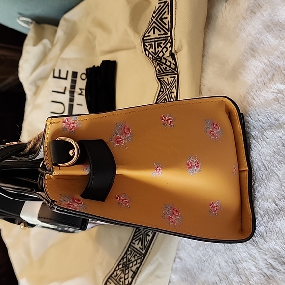 W Capsule Mexicanisimo purse. New - Picture 4 of 10